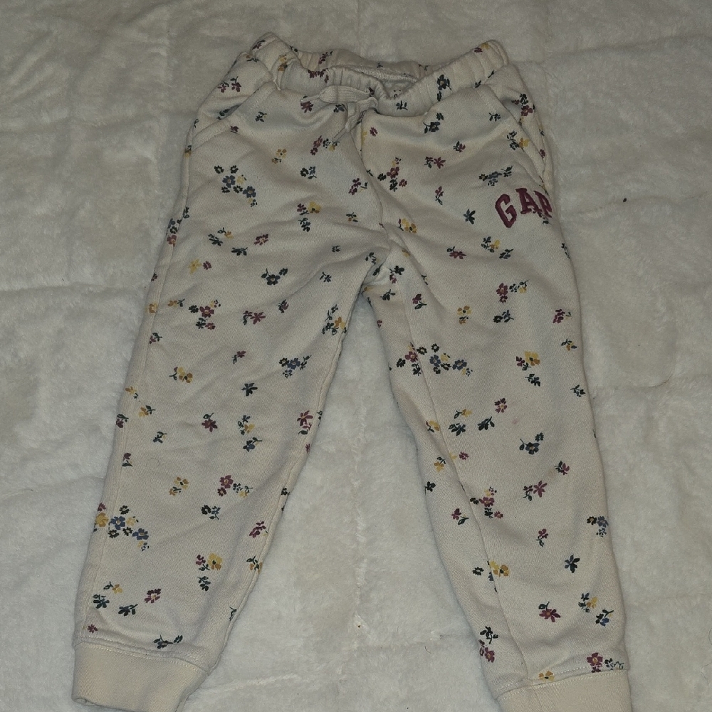 GAP Kids Cream Floral Sweatpants Size 4